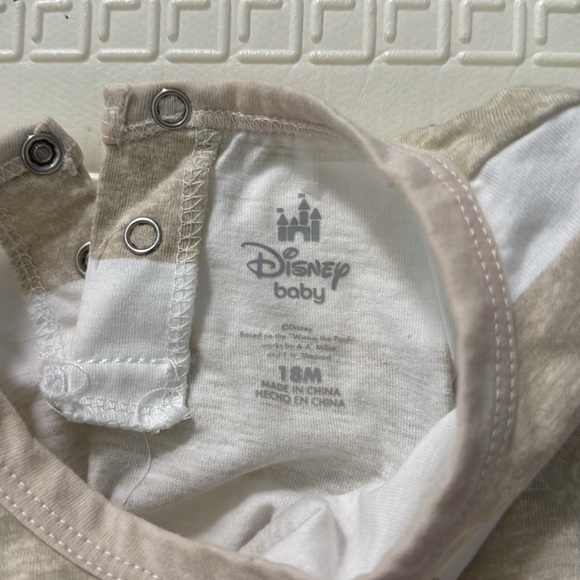 Winnie the Pooh 2 piece set - Picture 7 of 7